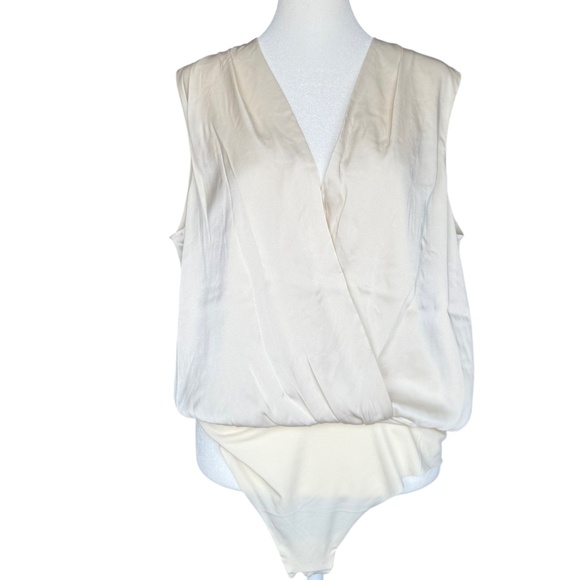 NWT Favorite Daughter The Sleeveless Date Blouse Bodysuit Champagne Cream Sz L - Picture 5 of 12